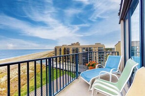 Property grounds - Sea Colony 9th floor condo with tennis court, elevator, gym & ocean view (Bethany Beach)