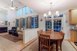 Interior - Bethany Lakes house with a community pool, gym, tennis & free WiFi (Bethany Beach)