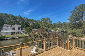 Terrace/patio - South Bethany canal-front house w/ grill, boat dock, and outdoor shower (Bethany Beach)