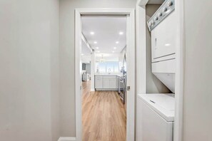 Interior - Sea Colony Ocean 14th floor condo with WiFi, basketball court, and tennis court (Bethany Beach)
