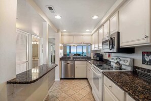 Fridge, microwave, oven, stovetop - Sea Colony Ocean 10th floor condo w/ tennis court & elevator (Bethany Beach)