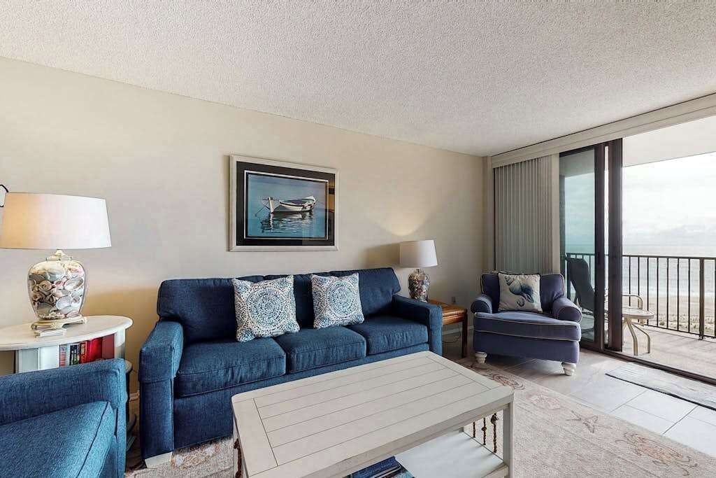 TV, DVD player, offices