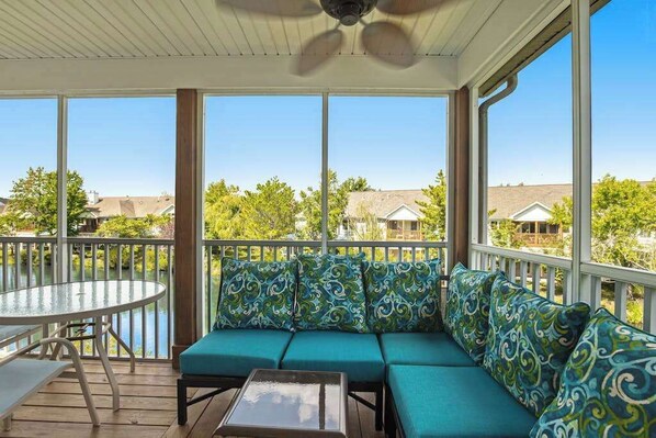 Outdoor dining - Sea Colony Tennis 2nd-floor condo with fireplace, basketball court & sauna (Bethany Beach)