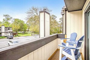 Property grounds - Sea Colony Tennis townhouse with basketball court, pool & sauna (Bethany Beach)