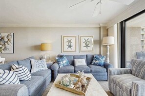 TV, DVD player, offices - Sea Colony Ocean 4th floor condo w/ free WiFi, balcony, and basketball court (Bethany Beach)