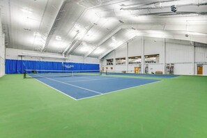 Sports court - Sea Colony Tennis 2nd floor condo w/ shared sauna, pool, and basketball court (Bethany Beach)
