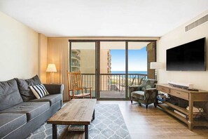 TV, DVD player, offices - Sea Colony Ocean 5th floor condo w/ balcony, shared sauna, and tennis court (Bethany Beach)