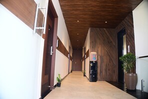 Interior - Earth Hotels Hebbal (Bengaluru)