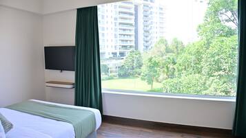 Superior Room, Garden View | Hypo-allergenic bedding, desk, laptop workspace, free WiFi