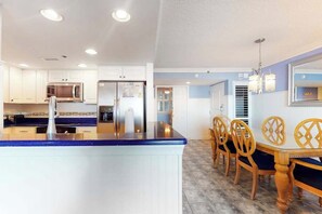 Fridge, microwave, oven, stovetop - Sea Colony Ocean 6th-floor condo wit balcony, tennis court, & basketball court (Bethany Beach)