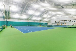 Sports court - Sea Colony 5th-floor ocean-view condo with sauna, pool, hot tub, & basketball (Bethany Beach)