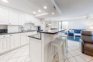 Interior - Sea Colony Ocean 1st floor condo with basketball court, elevator, & sauna (Bethany Beach)