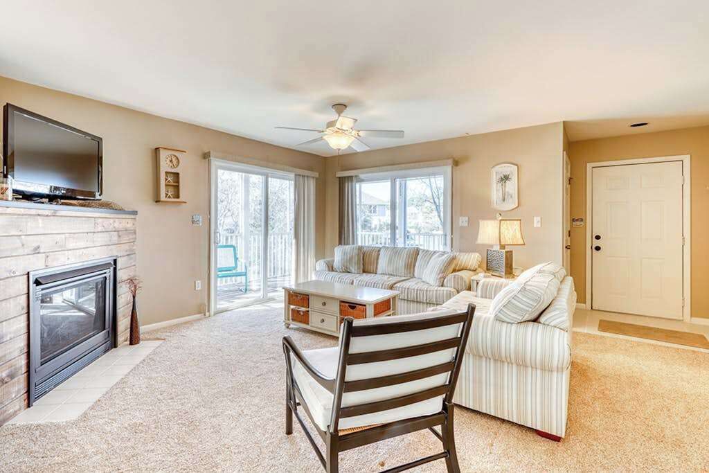 TV, fireplace, DVD player, offices