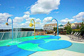 Children’s area - Charming condo near the pool with hot tub & tennis (Selbyville)