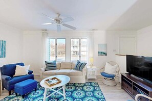 TV, DVD player, offices - Hidden Harbour Home Close to the Water w/Shared Pool, Private W/D, WiFi (Bethany Beach)