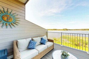 Property grounds - Bayville Shores home just steps from the water with pool & tennis courts (Selbyville)