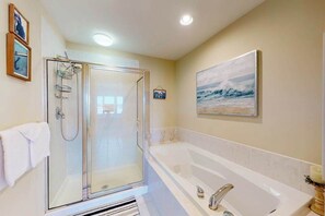 Shower, hair dryer, towels - Bayville Shores home just steps from the water with pool & tennis courts (Selbyville)