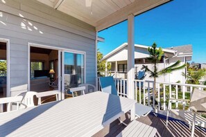 Outdoor dining - Ocean Village Home Steps From Beach w/Free WiFi + Private Washer and Dryer (Bethany Beach)