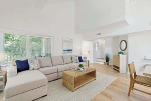 TV, fireplace, offices