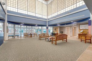 Lobby - Bear Trap Dunes condo with access to tennis/pickleball, sauna, pool & fast WiFi (Ocean View)