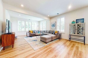 TV, offices - Bayside Resort family home w/ central AC and access to pools & tennis (Selbyville)