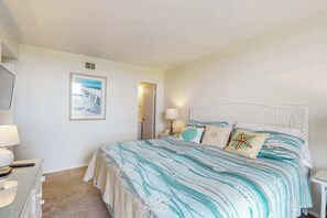 Iron/ironing board, WiFi, bed sheets - Sea Colony Ocean 6th floor condo w/ basketball court, shared sauna, & tennis (Bethany Beach)
