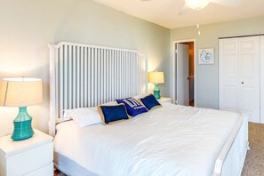 Iron/ironing board, WiFi, bed sheets - Sea Colony oceanfront 1st floor condo w/ elevator and shared pool (Bethany Beach)