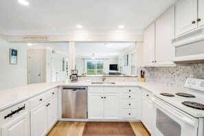 Fridge, microwave, oven, stovetop - Bethany Bay Getaway w/ Free WiFi, Shared Pool, & Sports Courts (Ocean View)