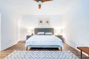 Desk, iron/ironing board, WiFi, bed sheets - Bethany West Retreat W/ Shared Pool, Free WiFi, Full Kitchen & Ideal Location (Bethany Beach)
