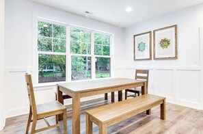 Dining - Bethany West Retreat W/ Shared Pool, Free WiFi, Full Kitchen & Ideal Location (Bethany Beach)