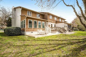 Exterior - Bayberry Woods condo W/ shared pool, high-speed WiFi & central AC - near beach (Bethany Beach)