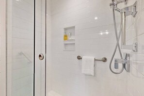 Shower, towels - Oceanview Buzzards Bay getaway w/ wraparound deck - steps to the Beach (Bourne)