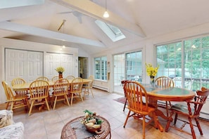 Dining - Historic Barnstable Village Home w/ Private Yard - Near Beach (Barnstable)