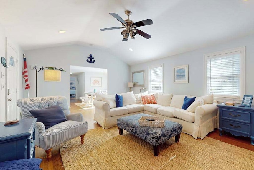 Private Cape House Close To The Beach With Patio, W/d, & Ac - Barnstable, MA