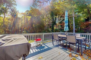 Outdoor dining - Private Cape house close to the beach with patio, W/D, & AC (Barnstable)