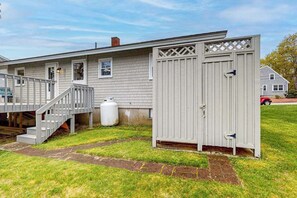 Exterior - Family-Friendly Home w/Furnished Deck, Gas Grill, Free WiFi, Beach Access (Mashpee)