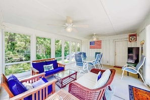 TV, offices - Charming retreat near the ocean with W/D, games, & trails (Eastham)