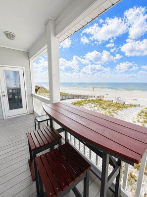 Outdoor dining - Gulf Front | 6 Bedrooms | Spacious West Beach Retreat (Gulf Shores)