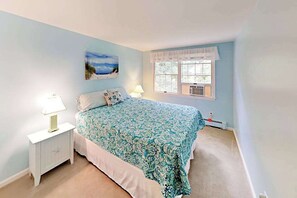 Iron/ironing board, WiFi, bed sheets - Spacious Eastham Home w/ Expansive Deck & Yard - Near Nauset Light Beach (Eastham)