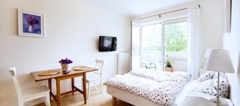 Beautiful Apartment With a Terrace for 3 People