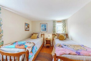 Desk, iron/ironing board, WiFi, bed sheets - 2-story home near downtown & beach with grill, outdoor shower, W/D, & backyard (Wareham)