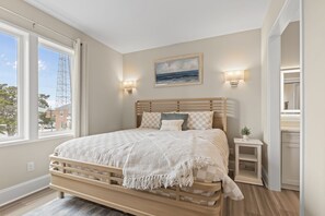 Room - Bask 'n Away - Getaway in the Heart of Morehead City! (Morehead City)