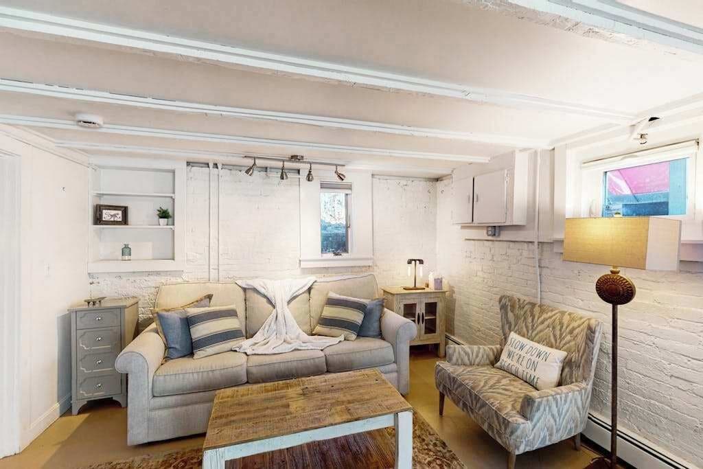 TV, offices