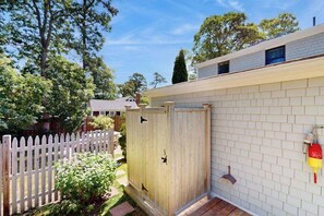 Property grounds - Cape Cod Getaway - near Seymour Pond and Rail Trail; Bay Beaches w/in a few mile (Brewster)
