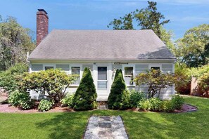 Exterior - Cape Cod Getaway - near Seymour Pond and Rail Trail; Bay Beaches w/in a few mile (Brewster)