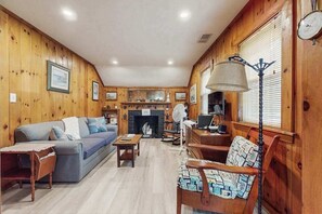 TV, DVD player, offices