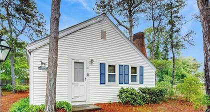 Adorable Cape Escape W/ Private Beach Access, Full Kitchen, & Perfect Location