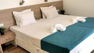 Caja de seguridad en la habitación y escritorio