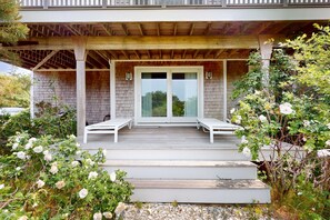 Exterior detail - Cape Beach House with spectacular views and beach access, central AC (Eastham)