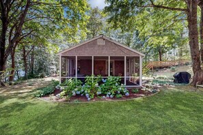 Exterior - Newly updated lakefront cottage with screened porch, large yard & kayaks (Mashpee)